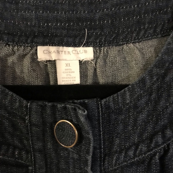 Charter Club denim jacket with 2 pockets in size X-LARGE - Picture 4 of 4